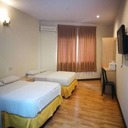 Fresh Hotel Bercham Ipoh Buitenkant foto