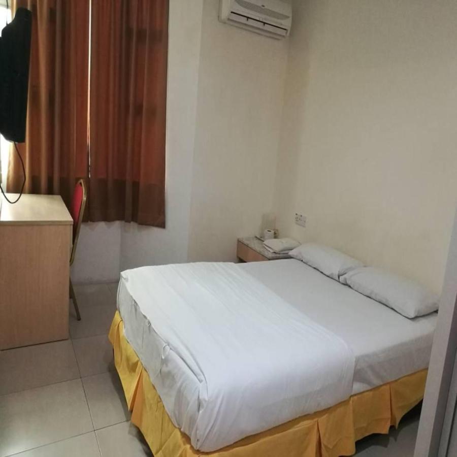 Fresh Hotel Bercham Ipoh Buitenkant foto