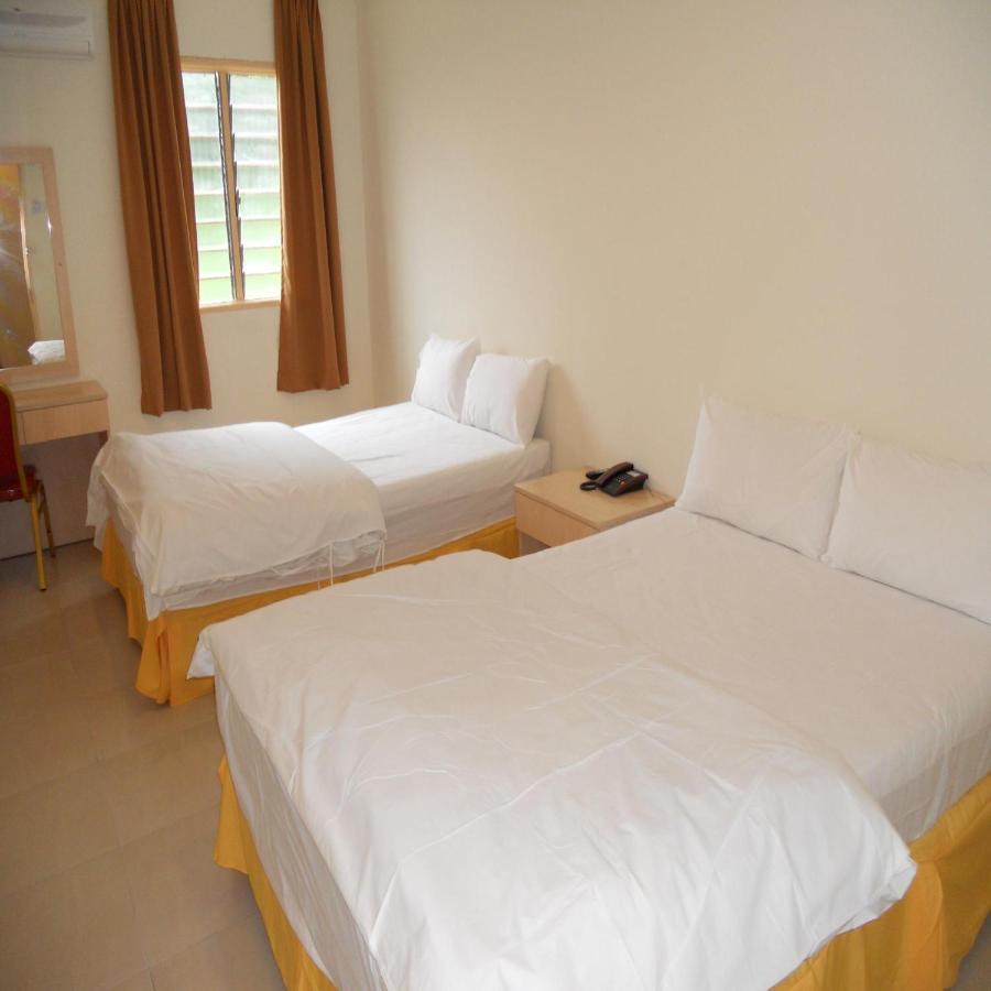 Fresh Hotel Bercham Ipoh Buitenkant foto